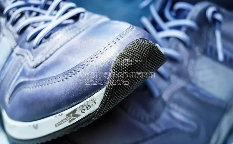 意昂2注册慧博云通**关键词优化标题：**

极具时尚感的运动鞋高跟鞋
：舒适与风格兼备